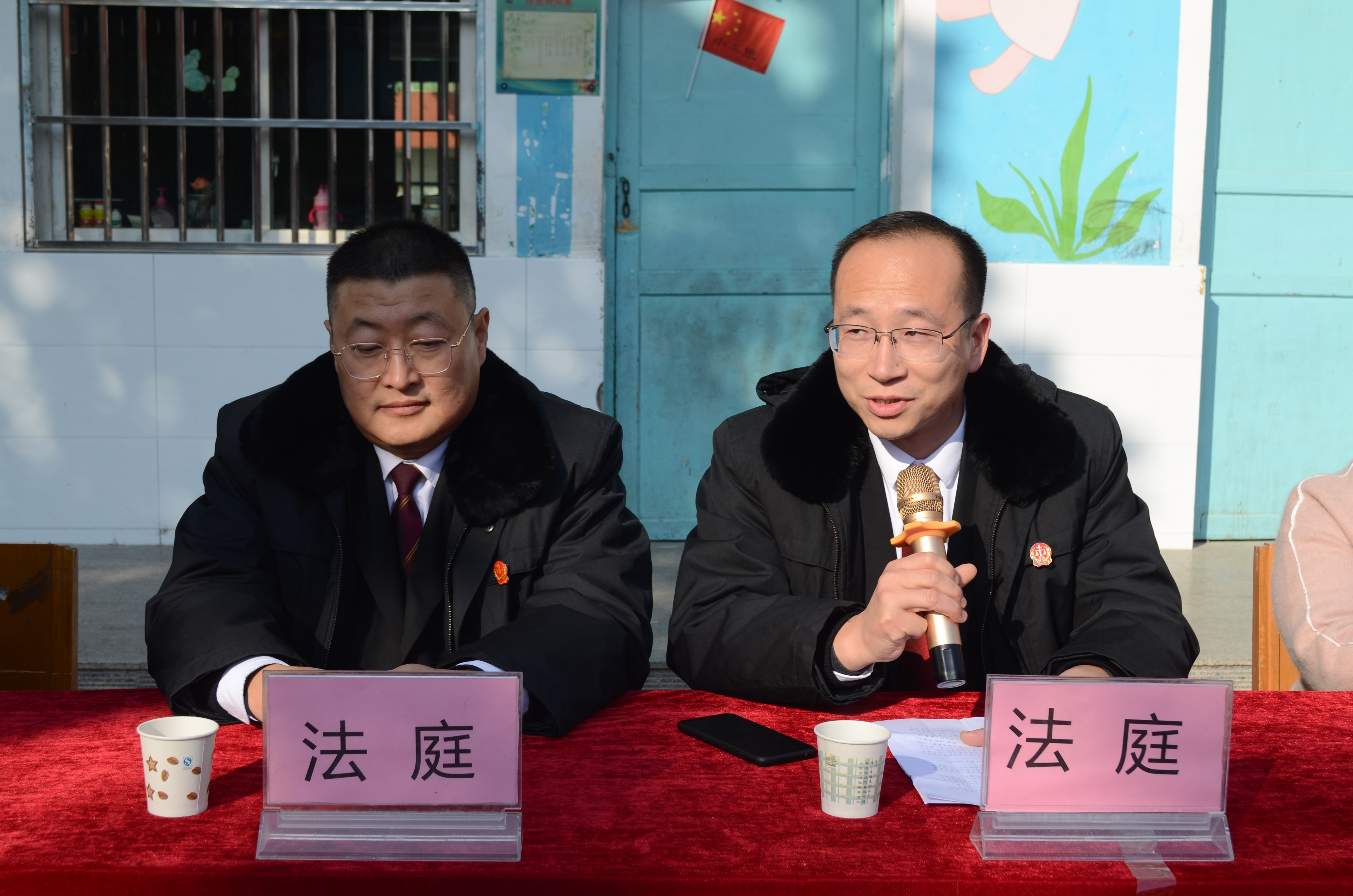 鹿邑法院试量法庭赴任集镇开展送法进校园活动